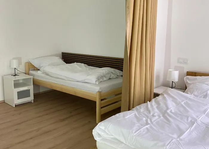 Ipak Apartment *